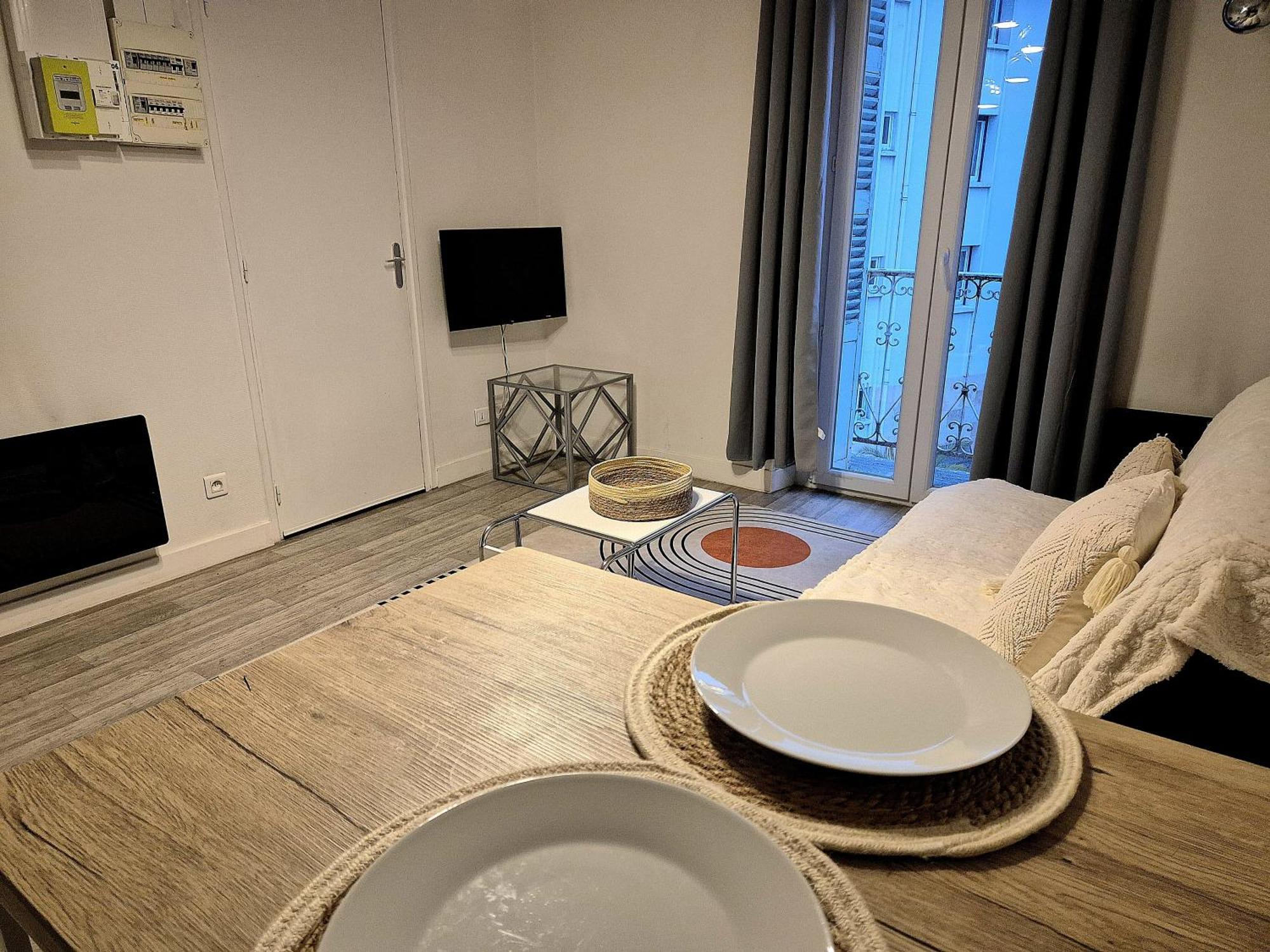 Le Cocon-T2-Proche Du Centre-Wifi Apartment Lourdes Exterior photo